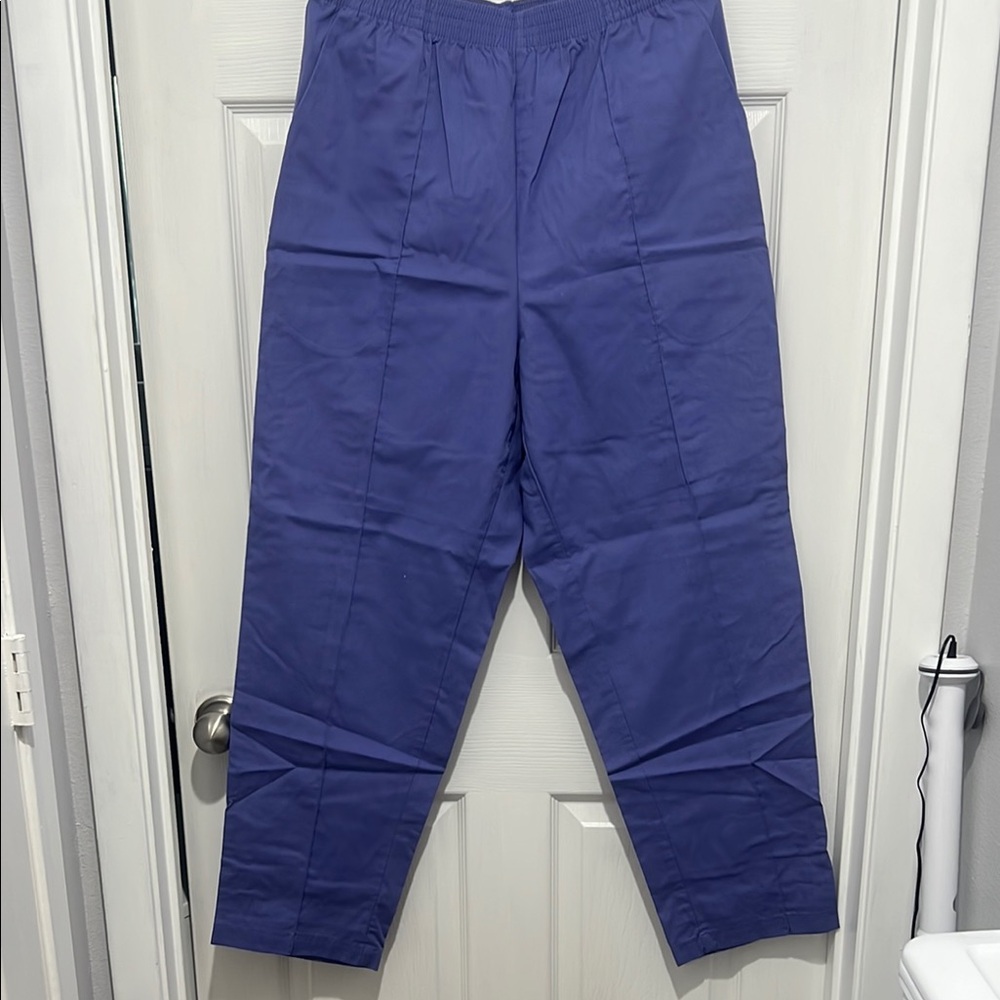 Crest Women’s Blue Scrub Pants